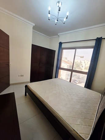 Zinj, Apartments/Houses, BHD 250/month,  Furnished,  1 BR,  Fully Furnished 1 BHK Balcony Flat With Ewa & Parking @250/BD In Zinj