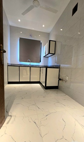 Salmaniya, Apartments, Flats, Houses & Villas, BHD 250/month,  Furnished,  2 BR,  Brand New Semi Furnished 2BHK With Ewa In Salmaniya,Parking,Neat & Clean Flat@ 35547951