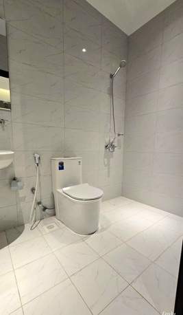 Salmaniya, Apartments, Flats, Houses & Villas, BHD 250/month,  Furnished,  2 BR,  Brand New Semi Furnished 2BHK With Ewa In Salmaniya,Parking,Neat & Clean Flat@ 35547951