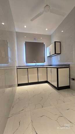 Salmaniya, Apartments, Flats, Houses & Villas, BHD 250/month,  Furnished,  2 BR,  Brand New Semi Furnished 2BHK With Ewa In Salmaniya,Parking,Neat & Clean Flat@ 35547951