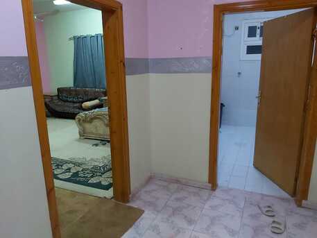 Riyadh, Rooms for Rent, SAR 1350/month,  1 Furnished Room With Bath & Shared Kitchen In Family Flat (For Female/ Single Male)