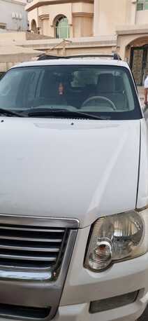 Riyadh, Vehicles, Cars & Trucks , SAR 14000,  Ford Explorer,  2010,  Automatic,  350000 KM,   CLEAN AND NEAT