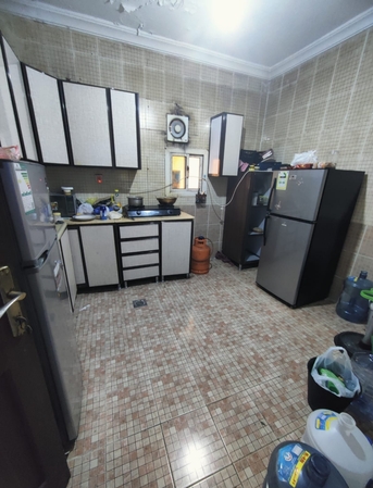 Azizia, Bedspace Available, SAR 700/month,  Bed Space Available/ 2 Bedroom Family Flat