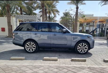 Manama, Vehicles, Cars & Trucks , BHD 15800,  Land Rover Range Rover,  2018,  Automatic,  68000 KM,  RANGE ROVER HSE