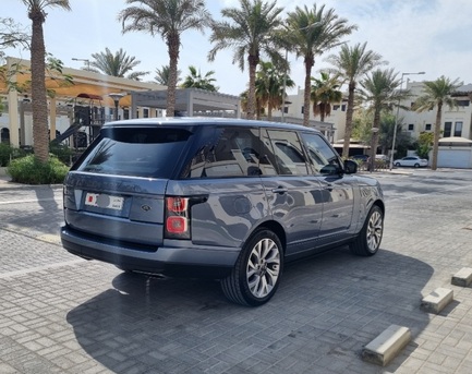Manama, Vehicles, Cars & Trucks , BHD 15800,  Land Rover Range Rover,  2018,  Automatic,  68000 KM,  RANGE ROVER HSE
