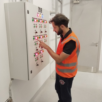 Jeddah, Job Seekers, Electrical Technician &ndash; 5 Years Experience | Jeddah, Saudi Arabia