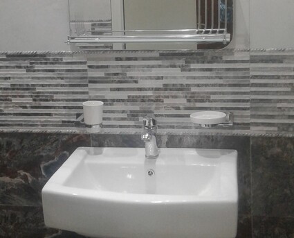 Kuwait City, Apartments/Houses, KWD 550/month,  3 BR,  Sea View! Beautiful 3 Bedroom Floor With Private Terrace In Mangaf