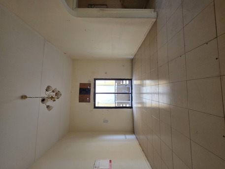 Hoora, Apartments/Houses, BHD 170/month,  2 BR,  -Neet & Clean UN Furnished 2 BHK  Balcony Flat Without Ewa @170/BD In Hoora