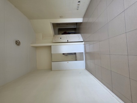 Hoora, Apartments/Houses, BHD 170/month,  2 BR,  -Neet & Clean UN Furnished 2 BHK  Balcony Flat Without Ewa @170/BD In Hoora