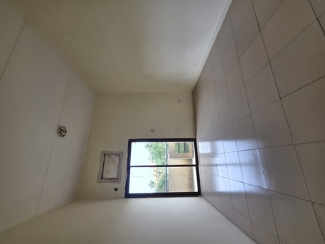 Hoora, Apartments/Houses, BHD 170/month,  2 BR,  -Neet & Clean UN Furnished 2 BHK  Balcony Flat Without Ewa @170/BD In Hoora