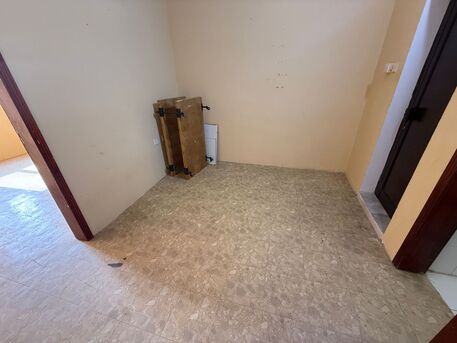 Gudaibiya, Apartments/Houses, BHD 160/month,  1 BR,  Flat For Rent In Gudaibiya With EWA , Unlimited Nearby Al Mannai Studio