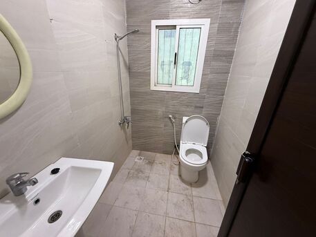 Gudaibiya, Apartments/Houses, BHD 160/month,  1 BR,  Flat For Rent In Gudaibiya With EWA , Unlimited Nearby Al Mannai Studio
