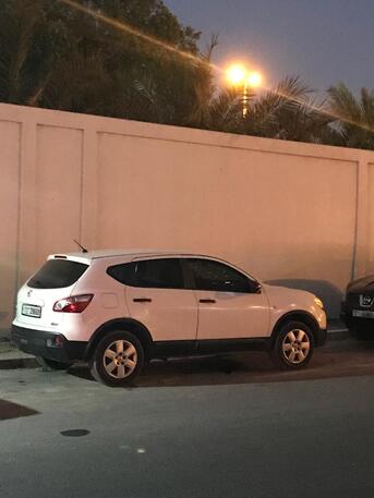 Sharjah, Vehicles, Cars & Trucks , AED 18000,  Nissam Qasqai,  2013,  Automatic,  245000 KM,  Nissan Qashqai, White In Good Condition, Ready For Sale