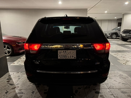 Jeddah, Vehicles, Cars & Trucks , SAR 27000,  Jeep Cherokee,  2011,  Automatic,  242000 KM,   Overland In Excellent Condition