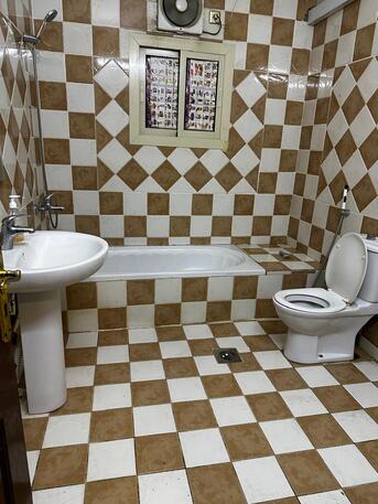 Al Aziziyah, Apartments/Houses, 3 BR,  Fully Furnished Apartment For Rent 2350/month (Payment : Monthly), No Hajj Exit