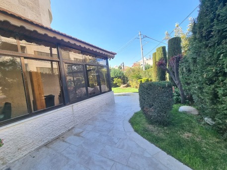 Amman, Apartments/Houses, JOD 18000/year,  Furnished,  3 BR,  290 Sq. Meter,  Full Floor Apartment For Rent In Al Swafiyieh