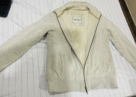 Jubail, Clothing & Accessories, SAR 60,  Branded Woollens Size S Ladies - 49 Sar Each