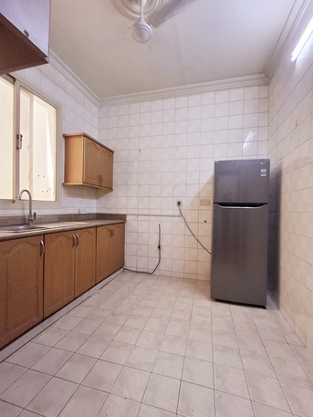 Umm Al Hassam, Apartments/Houses, BHD 350/month,  3 BR,  Spacious Semi Furnished 3 BHK Balcony Flat With Ewa, Parking,WiFi.@350/BD In Um Al Assam