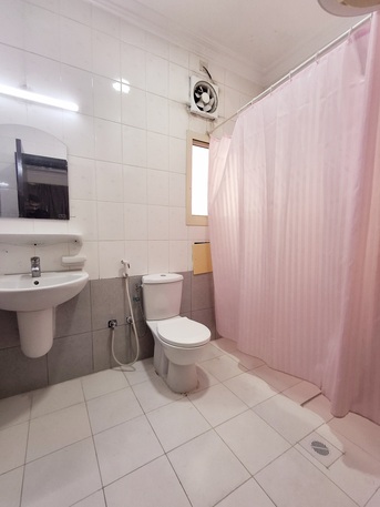 Umm Al Hassam, Apartments/Houses, BHD 350/month,  3 BR,  Spacious Semi Furnished 3 BHK Balcony Flat With Ewa, Parking,WiFi.@350/BD In Um Al Assam