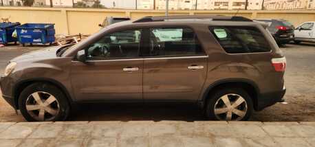 Jeddah, Vehicles, Cars & Trucks , SAR 15500,  Gmc Acadia,  2010,  Automatic,  280019 KM,  SAR 15500, , , , ,