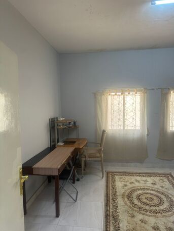 Al Malaz, Rooms Available, SAR 22500/year,  Furnished,  20 Sq. Meter,  Big Spacious Furnished Room With AC And Furniture - For Rent &ndash; Gated Villa (Ground Floor))