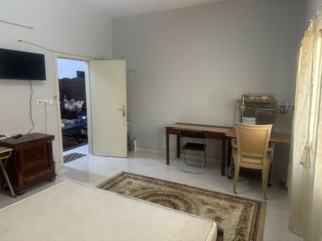 Al Malaz, Rooms Available, SAR 22500/year,  Furnished,  20 Sq. Meter,  Big Spacious Furnished Room With AC And Furniture - For Rent &ndash; Gated Villa (Ground Floor))