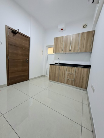Hoora, Apartments/Houses, BHD 110/month,  Studio,  Brand New Semi Furnished Studio With Ewa In Hoora,Parking,Neat & Clean Flat@ 35547951
