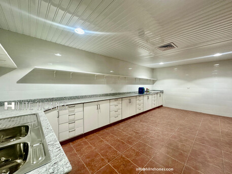 Kuwait City, Villas, KWD 2100,  500 SQM Fully Newly Renovated Villa In Salwa