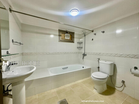 Kuwait City, Villas, KWD 2100,  500 SQM Fully Newly Renovated Villa In Salwa