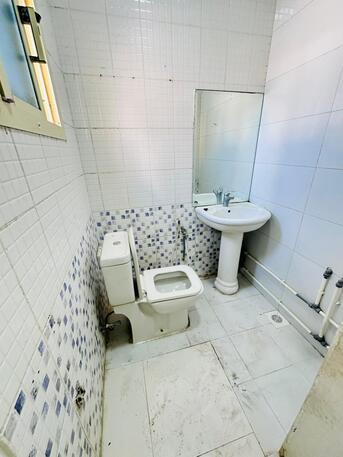 Gudaibiya, Apartments/Houses, BHD 145/month,  1 BR,  Flat For Rent In Gudaibiya With EWA , Unlimited Near Awal Nesto