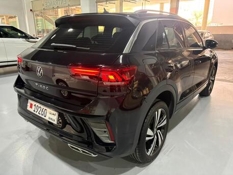 Amwaj Islands, Vehicles, Cars & Trucks , BHD 9600,  Volkswagen T-Roc R-Line,  2023,  Automatic,  8100 KM,  VW T-ROC R-Line  1.4L TC  ( Only) Under Warranty Service Package Bahrain
