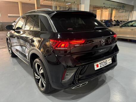 Amwaj Islands, Vehicles, Cars & Trucks , BHD 9600,  Volkswagen T-Roc R-Line,  2023,  Automatic,  8100 KM,  VW T-ROC R-Line  1.4L TC  ( Only) Under Warranty Service Package Bahrain