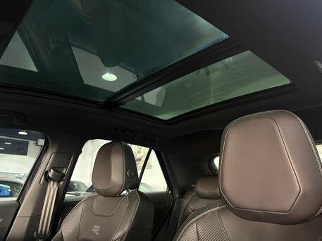 Amwaj Islands, Vehicles, Cars & Trucks , BHD 9600,  Volkswagen T-Roc R-Line,  2023,  Automatic,  8100 KM,  VW T-ROC R-Line  1.4L TC  ( Only) Under Warranty Service Package Bahrain