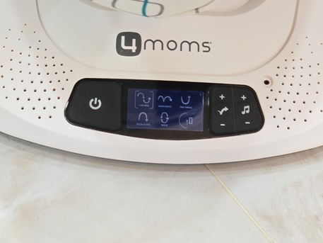 Jeddah, Baby & Kid Stuff, SAR 1000,  4moms MamaRoo Electric Baby Swing And Rocker