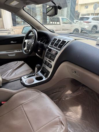 Obhur Al Shamaliyah, Vehicles, Cars & Trucks , SAR 25000,  Gmc Acadia,  2012,  Automatic,  180000 KM,    Excellent Condition (Aramco Driven)