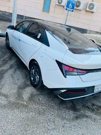 Riyadh, Vehicles, Cars & Trucks , SAR 1500,  Hyundai Elantra SE 2.0,  2025,  Automatic,  27000 KM,  Hyndai Elantra 2.0 Bank Lease Car For Sale