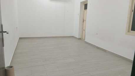 Salmaniya, Apartments/Houses, BHD 300/month,  3 BR,  Semi Furnished 3 Bedroom Specious Flat For Rent In Salmaniya ( Including Electricity)