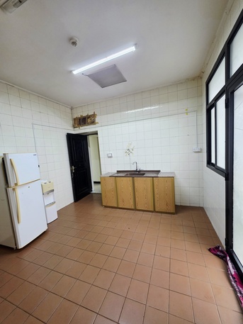 Hoora, Apartments/Houses, BHD 200/month,  Furnished,  1 BR,  Fully Furnished 1 BHK Flat With Ewa 200/BD , Parking,WiFi