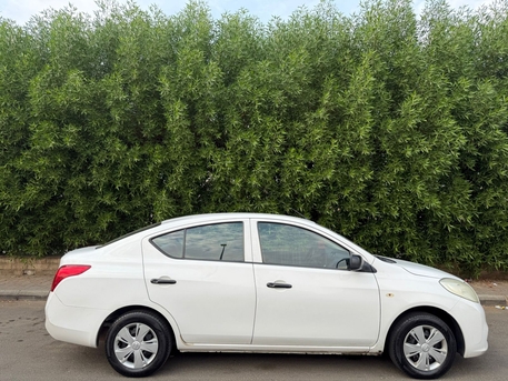 Riyadh, Vehicles, Cars & Trucks , SAR 18000,  Nissan Sunny,  2013,  Manual,  272 KM,