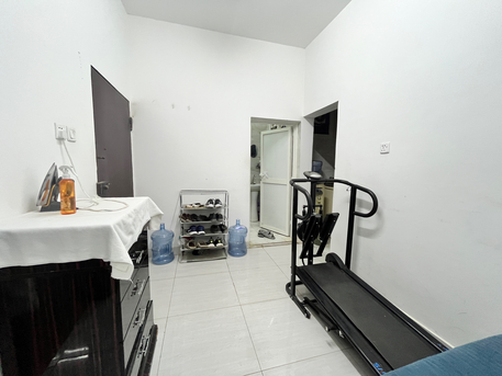 Riyadh, Rooms for Rent, SAR 1250/month,  Furnished,  Room Available For *SINGLE* Bachelor (Riyadh Umm Al Hamam Behind Othaim Mall)