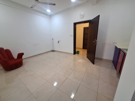 Manama, Apartments/Houses, BHD 150/month,  Studio,  Spacious Studio Flat Unlimited Ewa With Car Parking