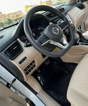 Riyadh, Vehicles, Cars & Trucks , SAR 66000,  Nissan X-Trail,  2022,  Automatic,  69322 KM,  Nissan X TRAIL   2.5 L All Original Condition No Accident