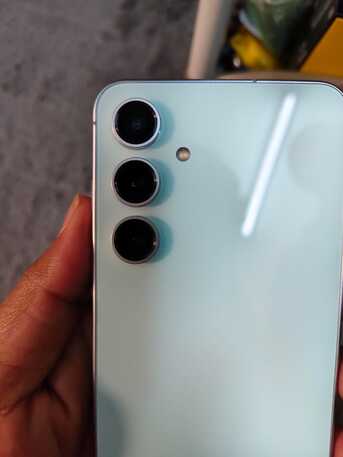 Dammam, Mobile Phones, SAR 1700,  Samsung Galaxy S24 FE AI Phone With Charger And Huawei Earbuds