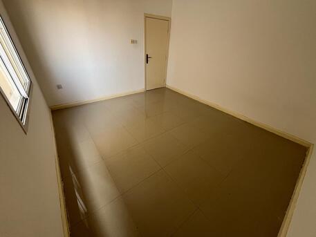 Mahooz, Apartments/Houses, BHD 200/month,  Furnished,  2 BR,  Flat For Rent In Mahooz Without Electricity