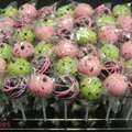 Display Your Treats In Style With Candy&rsquo;s Cake Pops&rsquo; Beautiful Cake Pop Stands