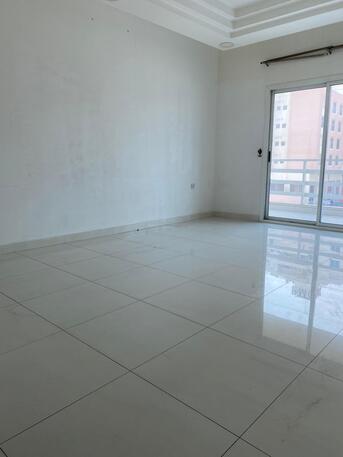 Busaiteen, Apartments/Houses, 3 BR,  Semi Furnished Flat For Rent In Busaiteen