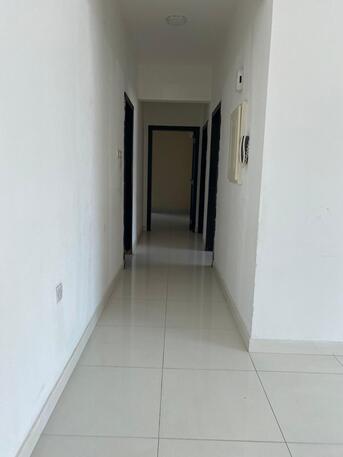 Busaiteen, Apartments/Houses, 3 BR,  Semi Furnished Flat For Rent In Busaiteen