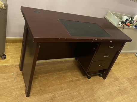 Madinah, Furniture, SAR 125,  Office Table And Side Stand