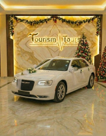 Cairo, Automotive, زفة العمر بمفهوم الفخامة.. إيجار كرايسلر لي