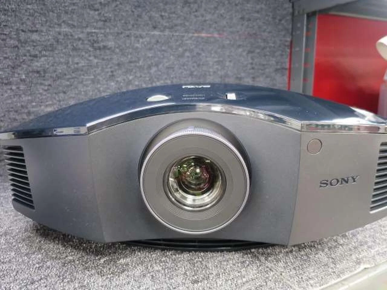 Yanbu, Electronics, SAR 2200,  Sony VPLHW55ES 1080p 3D SXRD Home Theater/Gaming Projector